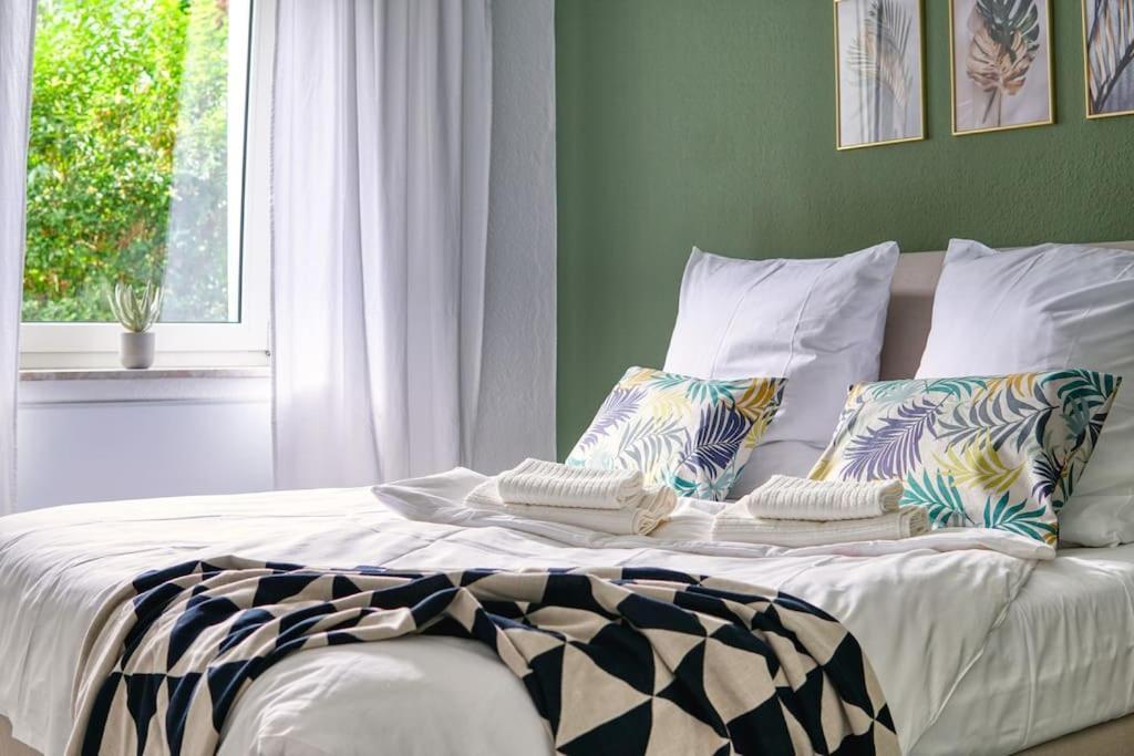 Spacestays Two-Room Suite Wifi Netflix Essen Luaran gambar